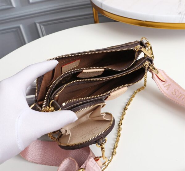 Pochette accessoire handbag Louis Vuitton Pink in Plastic - 32609562