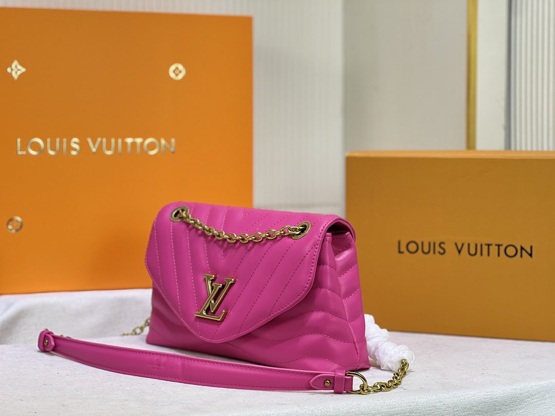 Louis Vuitton LV New wave chain bag Pink Leather ref.393234 - Joli